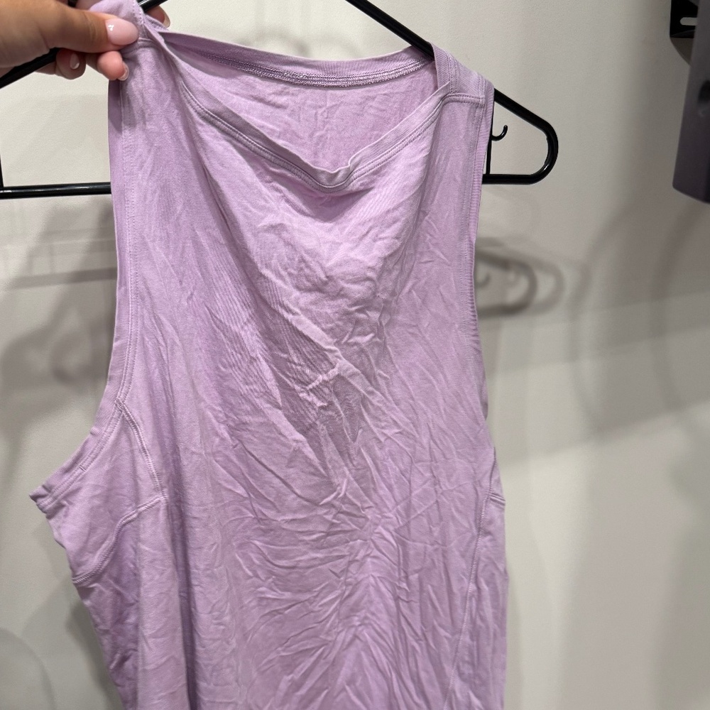 Lululemon tank